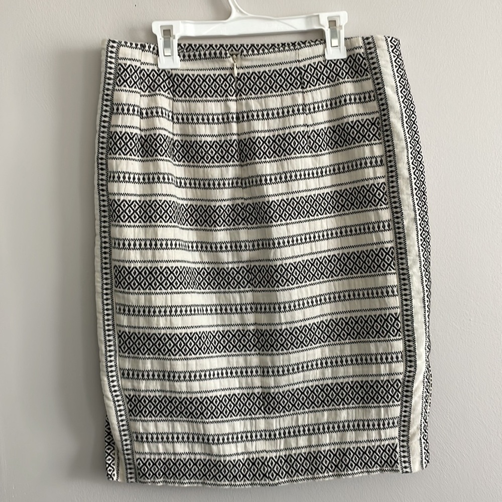 Ann Taylor LOFT Mosaic geometric Striped Pencil Skirt - Picture 5 of 8